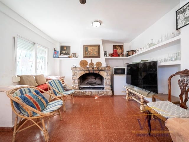 4 soverom Hus til salgs i El Campello med garasje - € 285 000 (Ref: 9948476)