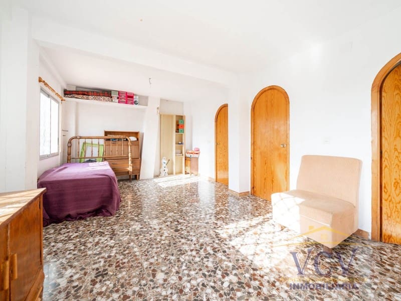 4 soverom Hus til salgs i El Campello med garasje - € 285 000 (Ref: 9948476)