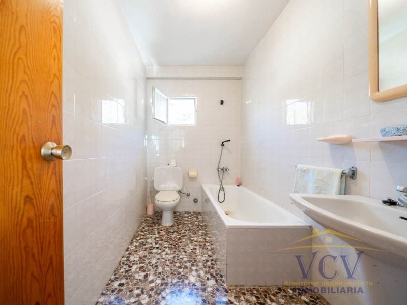 4 soverom Hus til salgs i El Campello med garasje - € 285 000 (Ref: 9948476)