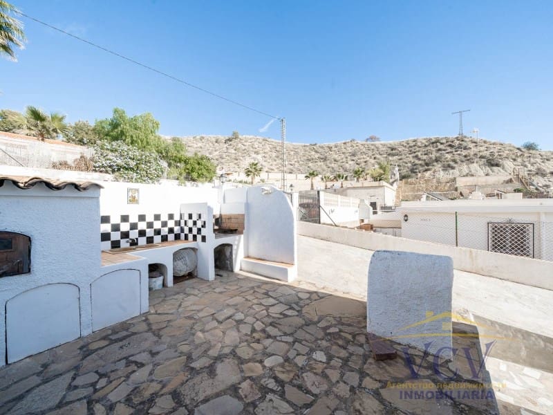 4 soverom Hus til salgs i El Campello med garasje - € 285 000 (Ref: 9948476)