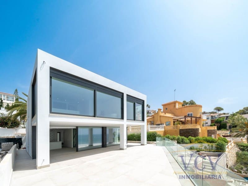 5 soverom Villa til salgs i El Campello med garasje - € 2 700 000 (Ref: 9948477)