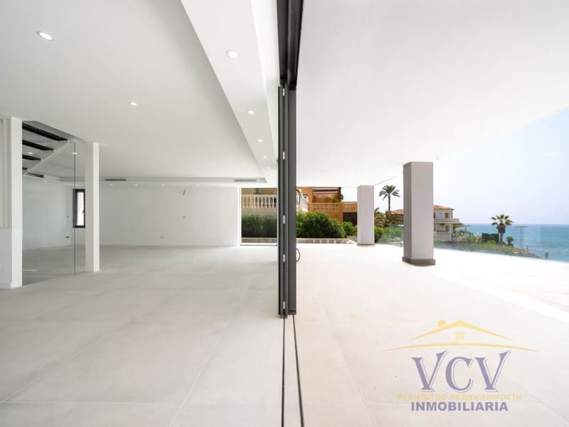 5 soverom Villa til salgs i El Campello med garasje - € 2 700 000 (Ref: 9948477)