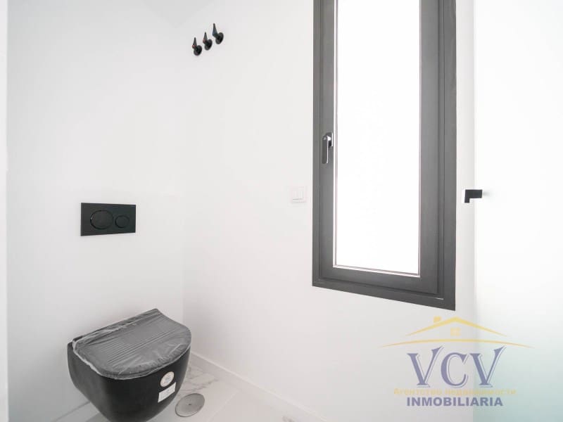 5 soverom Villa til salgs i El Campello med garasje - € 2 700 000 (Ref: 9948477)