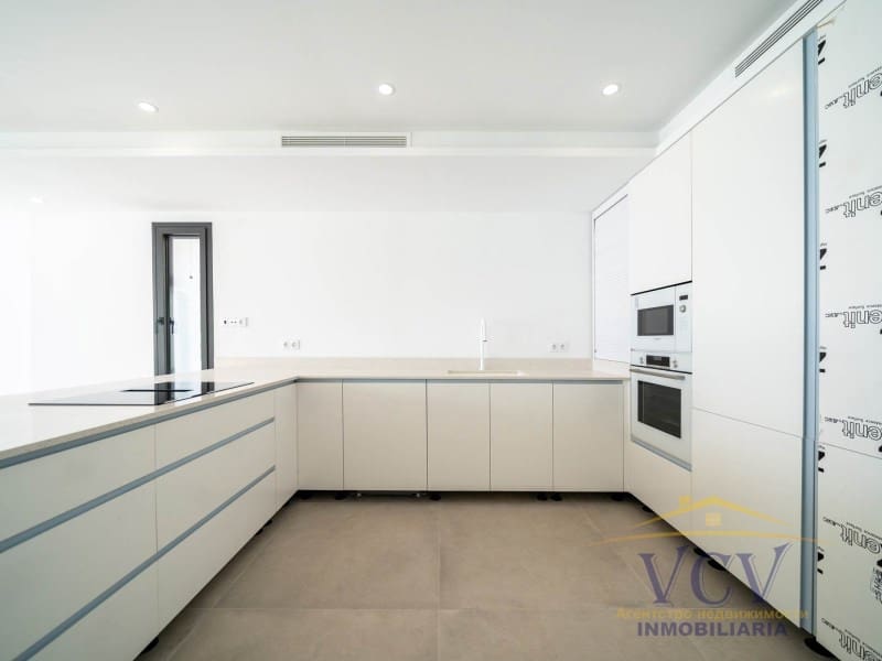 5 soverom Villa til salgs i El Campello med garasje - € 2 700 000 (Ref: 9948477)