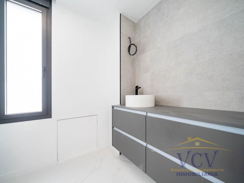 5 soverom Villa til salgs i El Campello med garasje - € 2 700 000 (Ref: 9948477)