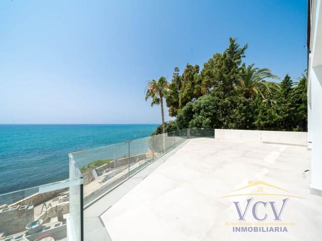 5 soverom Villa til salgs i El Campello med garasje - € 2 700 000 (Ref: 9948477)