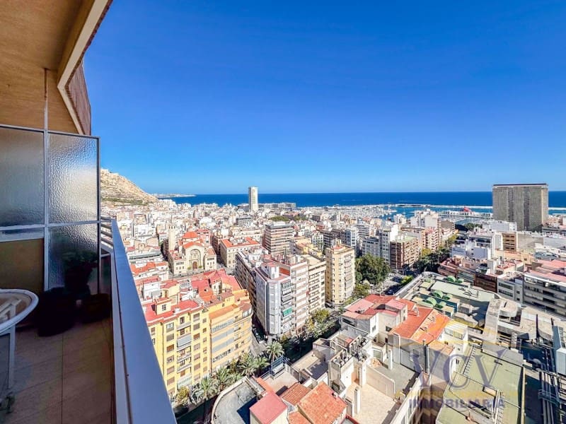 Studio te koop in Alicante stad - € 280.000 (Ref: 9948480)