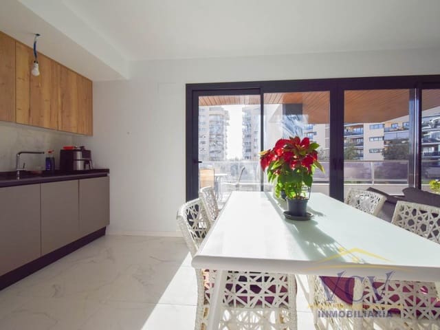 3 soverom Leilighet til salgs i Alicante by med svømmebasseng garasje - € 780 000 (Ref: 9948481)