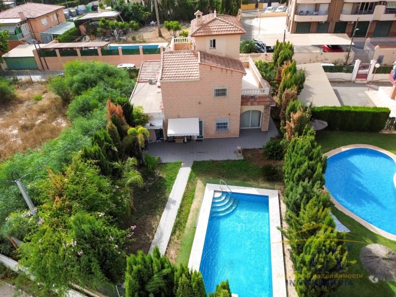 5 soverom Villa til salgs i Playa de Muchavista med garasje - € 1 100 000 (Ref: 9948483)