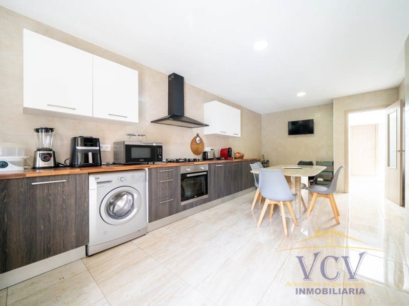 5 soverom Villa til salgs i Playa de Muchavista med garasje - € 1 100 000 (Ref: 9948483)