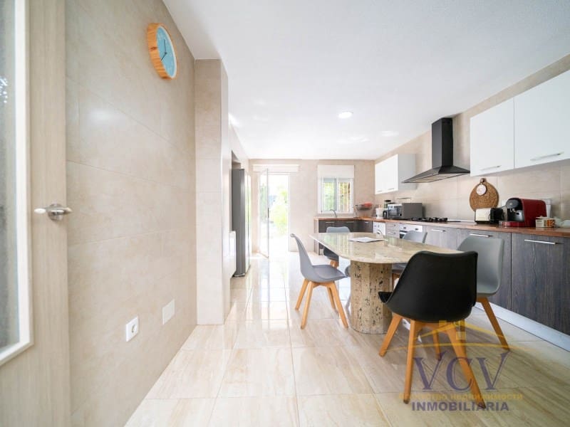 5 soverom Villa til salgs i Playa de Muchavista med garasje - € 1 100 000 (Ref: 9948483)
