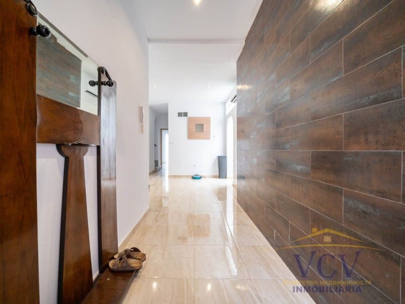 5 soverom Villa til salgs i Playa de Muchavista med garasje - € 1 100 000 (Ref: 9948483)
