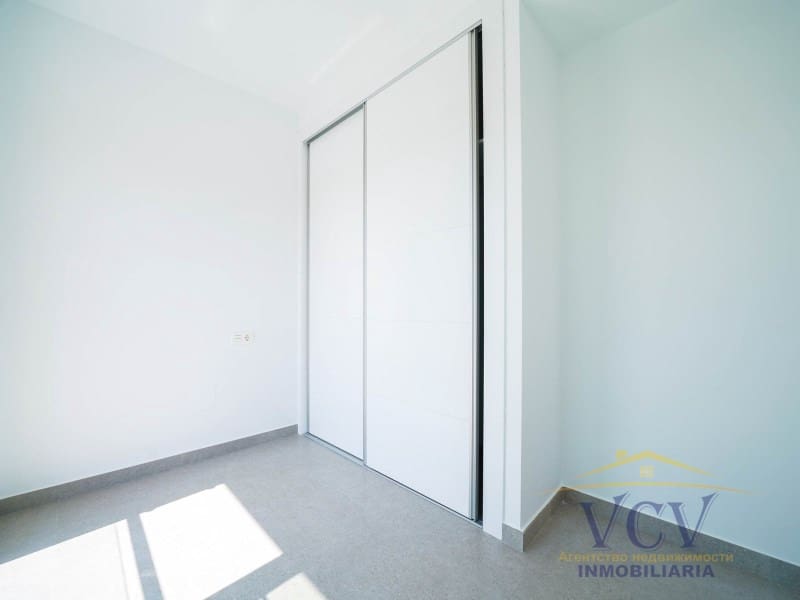 3 soverom Hus til salgs i Gran Alacant med garasje - € 450 000 (Ref: 9948484)