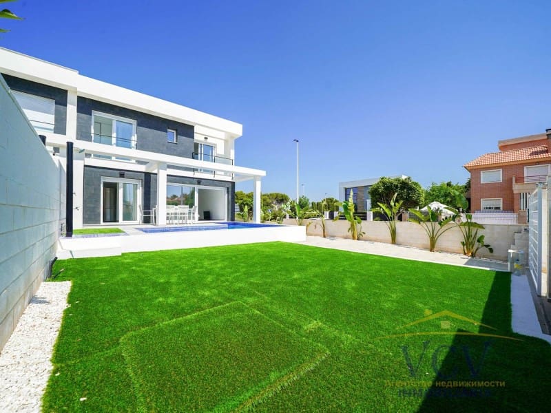 3 soverom Hus til salgs i Gran Alacant med garasje - € 450 000 (Ref: 9948484)