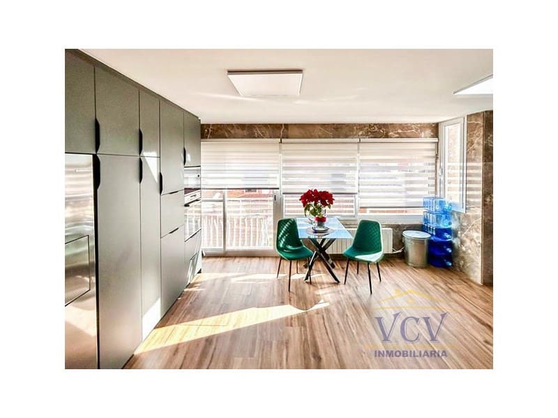 1 sypialnia Penthouse na sprzedaż w Miasto Alicante / Alacant - 300 000 € (Ref: 9948486)