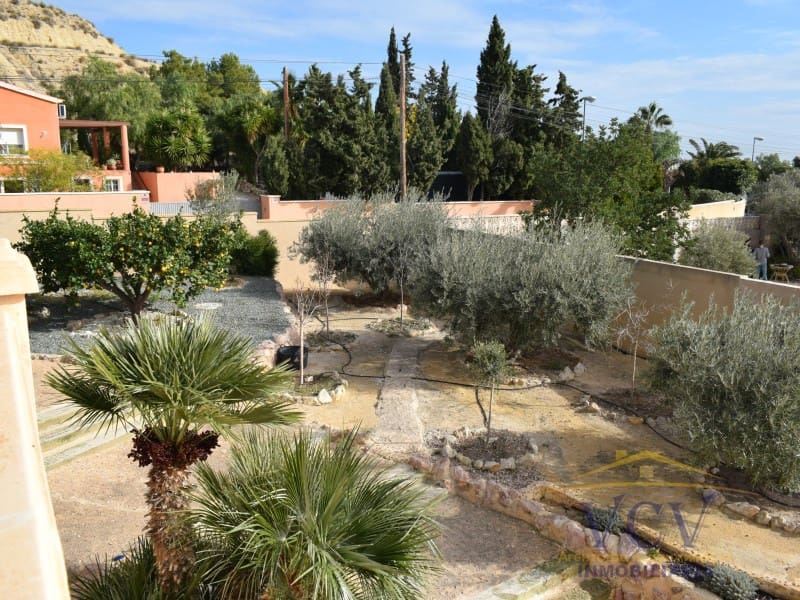 4 soveværelse Villa til salg i Muchamiel / Mutxamel - € 450.000 (Ref: 9948487)