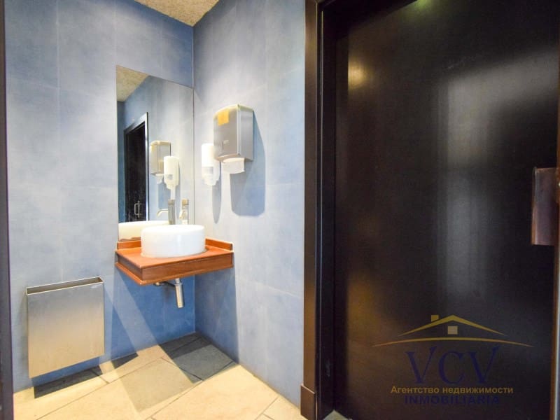 Kommersiell til salgs i Benidorm - € 800 000 (Ref: 9948488)