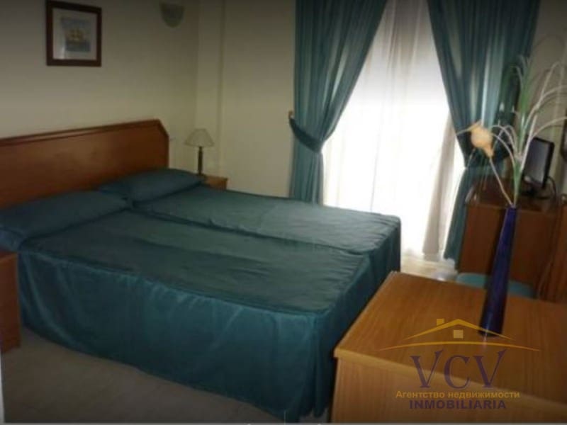 31 soveværelse Hotel til salg i Torrevieja med swimmingpool - € 2.800.000 (Ref: 9948489)