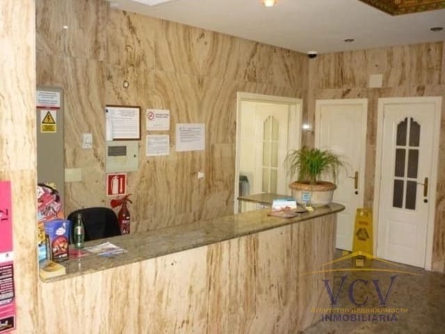 31 soveværelse Hotel til salg i Centro - Muelle Pesquero, Torrevieja med swimmingpool - € 2.800.000 (Ref: 9948489)