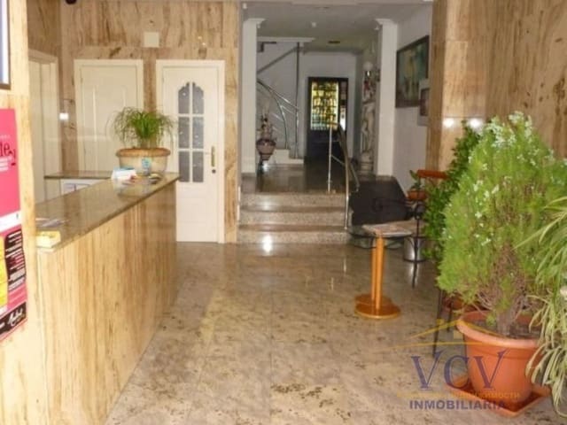 31 soveværelse Hotel til salg i Centro - Muelle Pesquero, Torrevieja med swimmingpool - € 2.800.000 (Ref: 9948489)