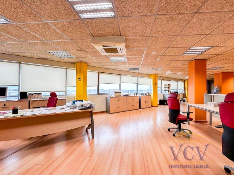 Oficina en Alicante / Alacant ciudad en venta con garaje - 300.000 € (Ref: 9948490)