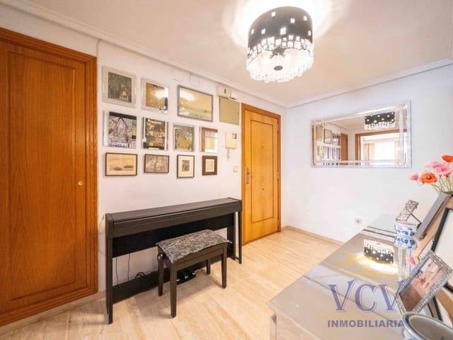 3 soveværelse Lejlighed til salg i Alicante by - € 680.000 (Ref: 9977251)