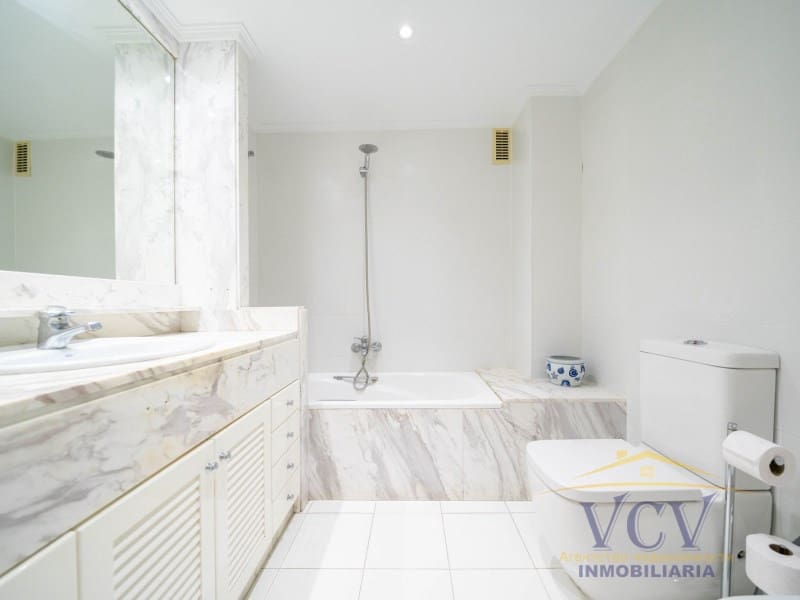 3 camera da letto Appartamento in vendita in Alicante citta - 680.000 € (Rif: 9977251)