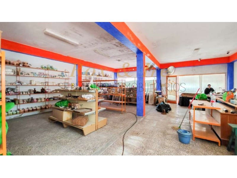 Kommersiell att hyra i Sant Antoni de Portmany - 1 500 € (Ref: 8199743)