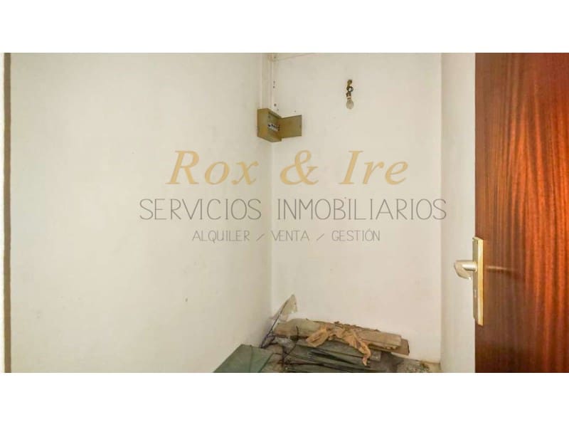 Kommersiell att hyra i Sant Antoni de Portmany - 1 500 € (Ref: 8199743)