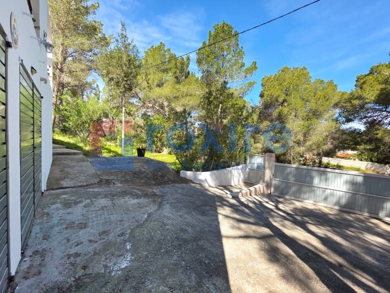 3 bedroom Villa for sale in Cala Vadella with garage - € 1,500,000 (Ref: 8199754)
