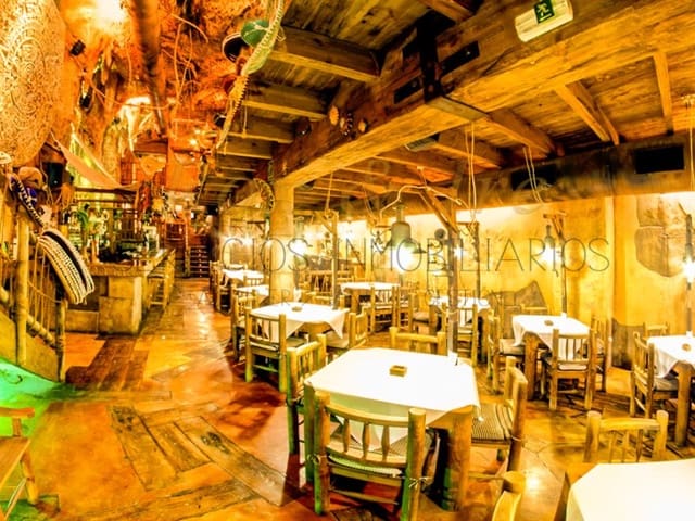 Ravintola/baari vuokrattavana paikassa Sant Antoni de Portmany - 4 900 € (Ref: 8199759)