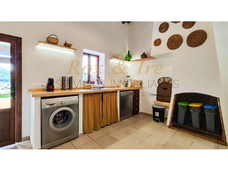 2 bedroom Villa for holiday rental in San Jose / Sant Josep de Sa Talaia with pool - € 1,750 (Ref: 8314301)