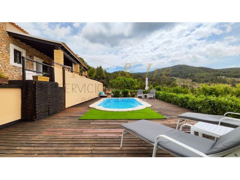 2 bedroom Villa for holiday rental in San Jose / Sant Josep de Sa Talaia with pool - € 1,750 (Ref: 8314301)