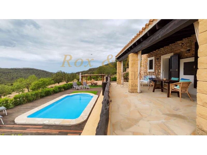 2 bedroom Villa for holiday rental in San Jose / Sant Josep de Sa Talaia with pool - € 1,750 (Ref: 8314301)