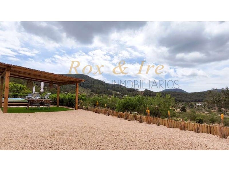 2 bedroom Villa for holiday rental in San Jose / Sant Josep de Sa Talaia with pool - € 1,750 (Ref: 8314301)