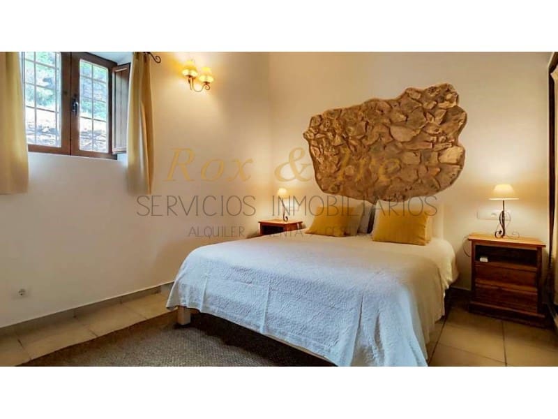 2 bedroom Villa for holiday rental in San Jose / Sant Josep de Sa Talaia with pool - € 1,750 (Ref: 8314301)