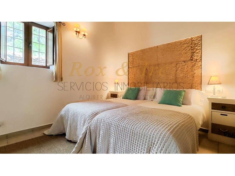 2 bedroom Villa for holiday rental in San Jose / Sant Josep de Sa Talaia with pool - € 1,750 (Ref: 8314301)