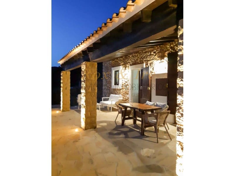 2 bedroom Villa for holiday rental in San Jose / Sant Josep de Sa Talaia with pool - € 1,750 (Ref: 8314301)