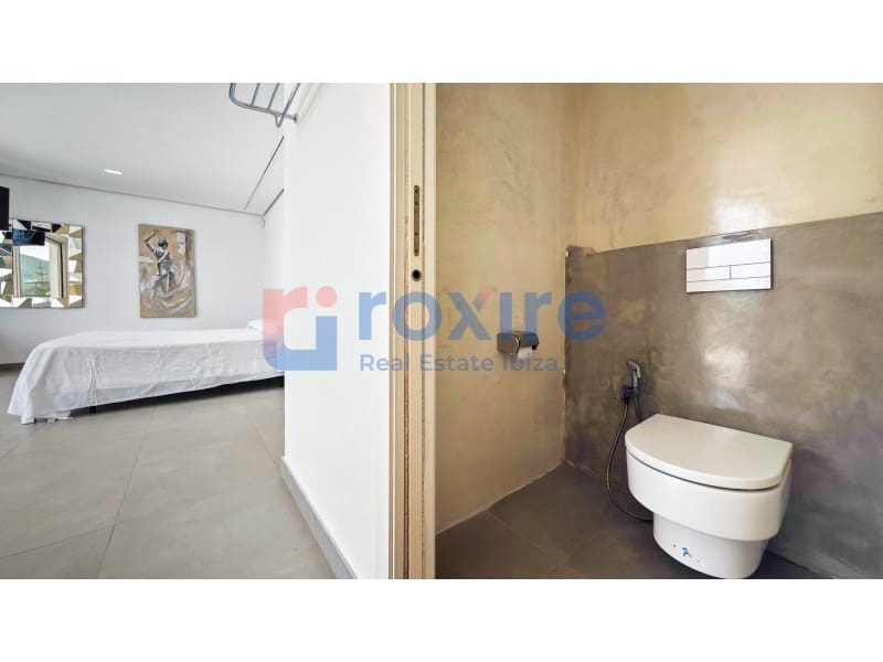 5 bedroom Villa for sale in Puig de'n Valls with pool - € 3,175,000 (Ref: 8756652)