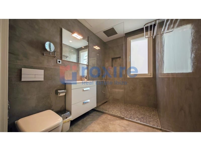 5 bedroom Villa for sale in Puig de'n Valls with pool - € 3,175,000 (Ref: 8756652)