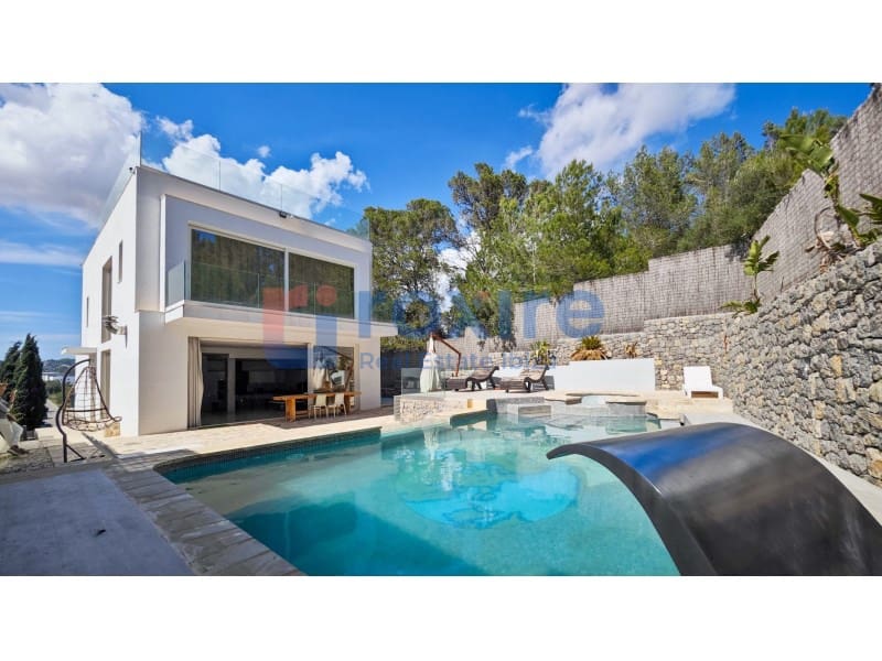 5 bedroom Villa for sale in Puig de'n Valls with pool - € 3,175,000 (Ref: 8756652)