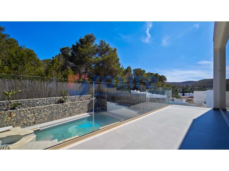 5 bedroom Villa for sale in Puig de'n Valls with pool - € 3,175,000 (Ref: 8756652)
