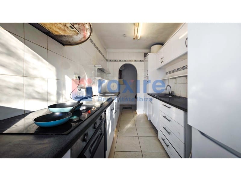 4 bedroom Villa for sale in Cala d'en Bou - € 1,700,000 (Ref: 8880175)