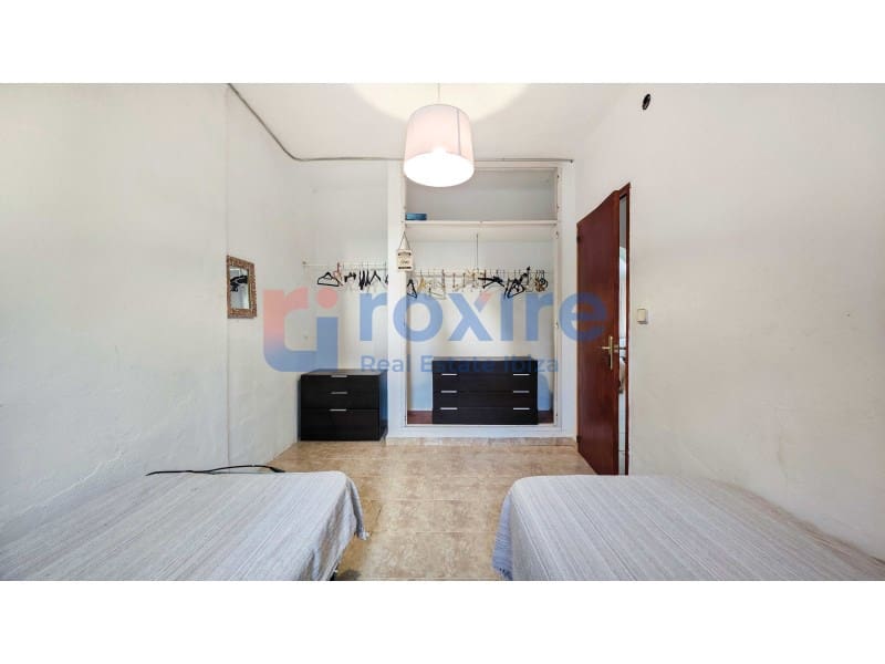 4 bedroom Villa for sale in Cala d'en Bou - € 1,700,000 (Ref: 8880175)