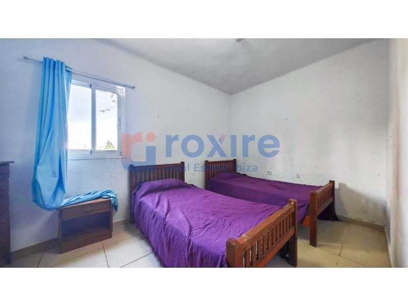 4 bedroom Villa for sale in Cala d'en Bou - € 1,700,000 (Ref: 8880175)