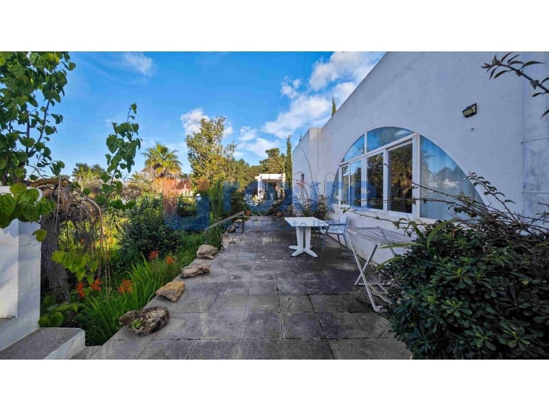 4 bedroom Villa for sale in Cala d'en Bou - € 1,700,000 (Ref: 8880175)