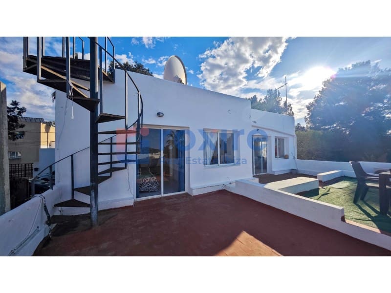 4 bedroom Villa for sale in Cala d'en Bou - € 1,700,000 (Ref: 8880175)