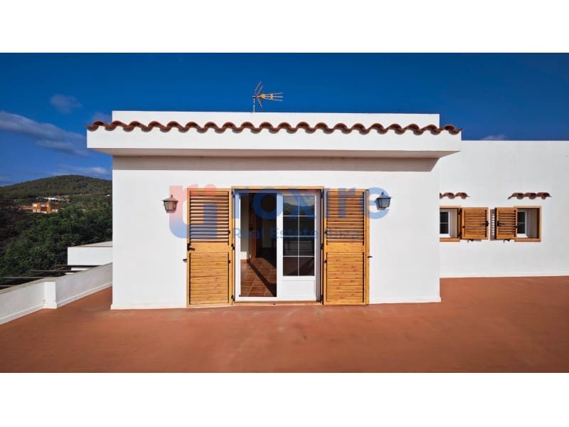 Finca/Casa Rural de 3 habitaciones en Sant Antoni de Portmany en venta con piscina - 7.000.000 € (Ref: 8935318)