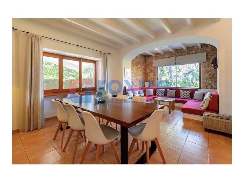 4 bedroom Villa for rent in San Jose / Sant Josep de Sa Talaia with pool garage - € 7,600 (Ref: 8986369)