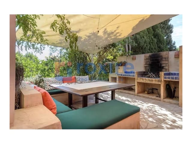 4 soveværelse Villa til leje i San Jose / Sant Josep de Sa Talaia med swimmingpool garage - € 7.600 (Ref: 8986369)